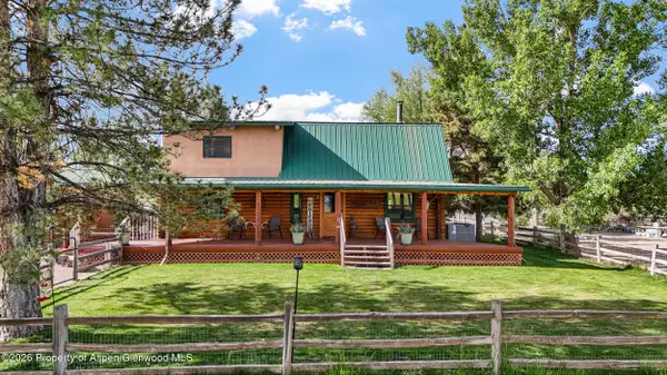 1355 N Road, Loma, CO 81524