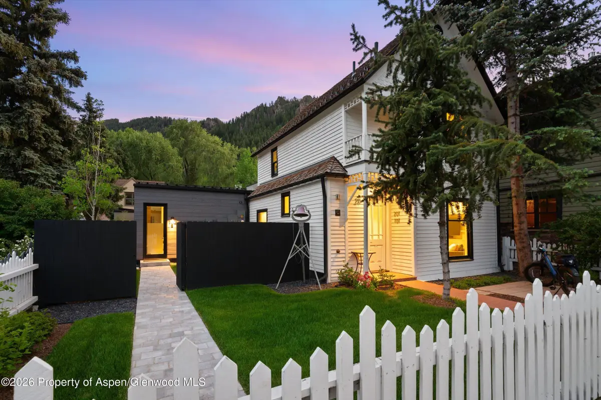 211 W Main Street, Aspen, CO 81611 - #1