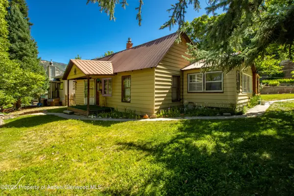 1122 Blake Avenue, Glenwood Springs, CO 81601