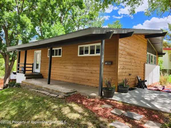 1114 Red Mountain Drive, Glenwood Springs, CO 81601