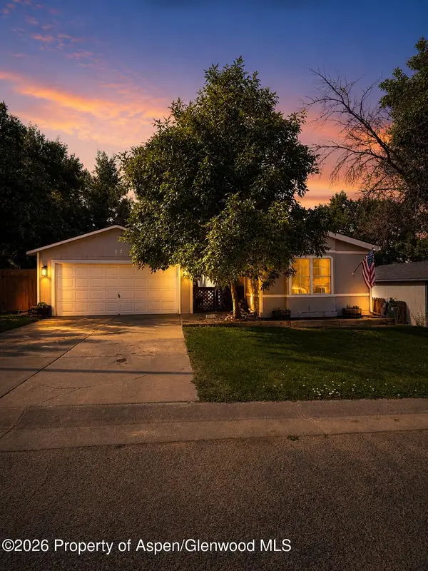12 W Bonanza Place, Parachute, CO 81635