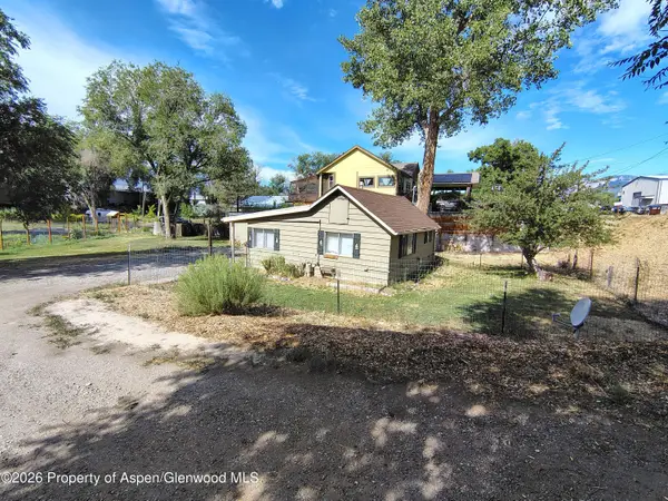 161 E 10th Street, Rifle, CO 81650