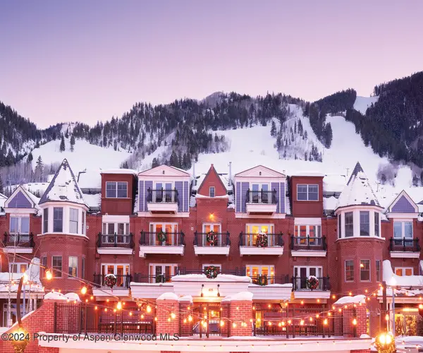 415 E Dean St, #47, Weeks 51/52, Aspen, CO 81611