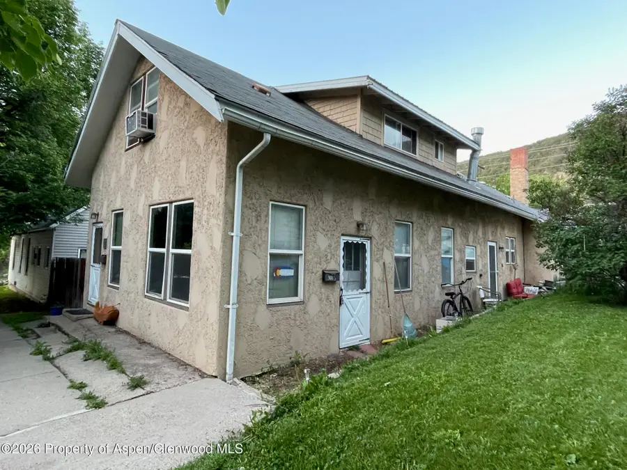 908 & 910 Blake Avenue, Glenwood Springs, CO 81601 - #2