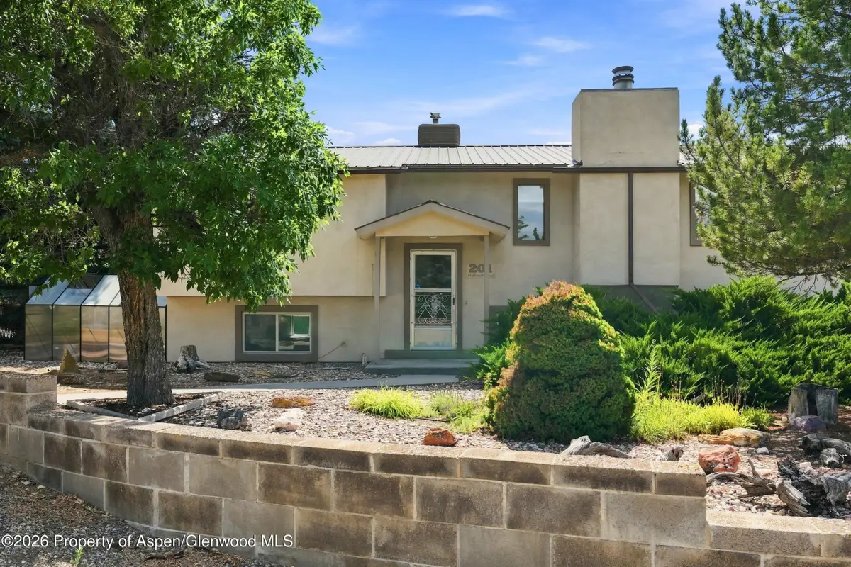 201 Hillcrest Avenue, Grand Junction, CO 81501 - #1