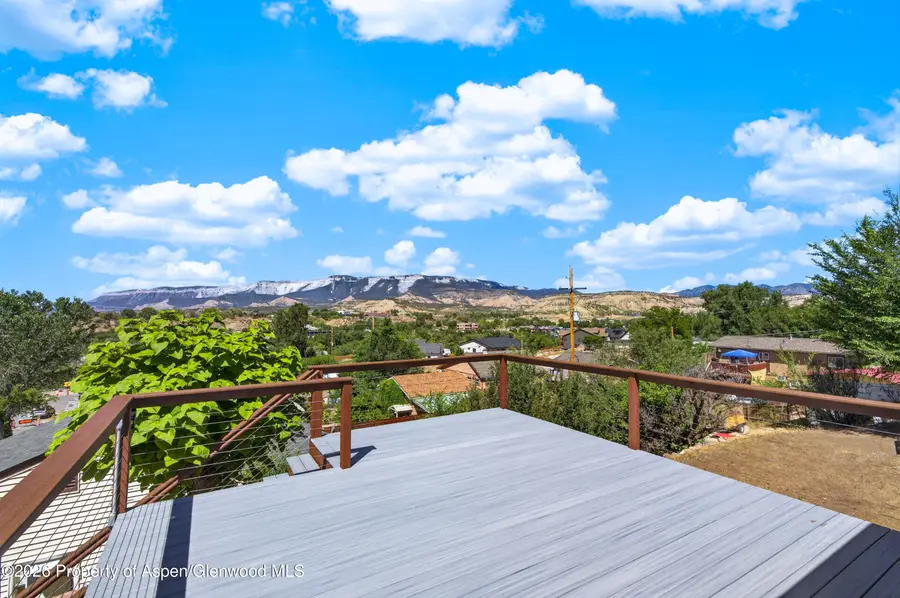 430 E 10th Street, Rifle, CO 81650 - #2