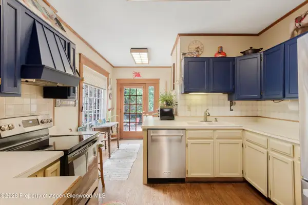 1017 Cooper Avenue, Glenwood Springs, CO 81601
