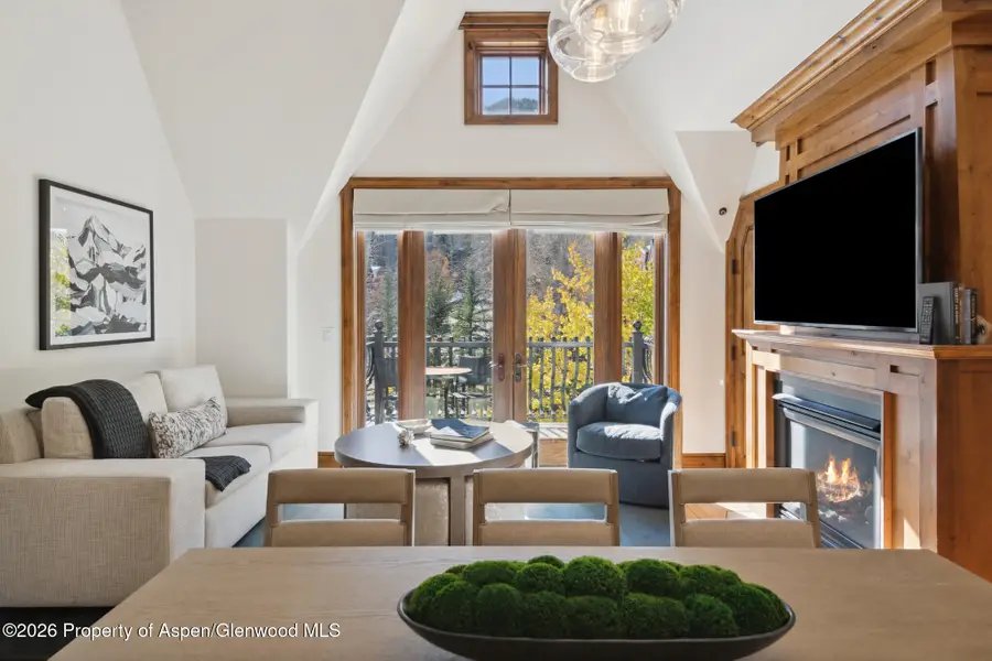 415 E Dean St, Unit 32, Week 10, Aspen, CO 81611 - #2