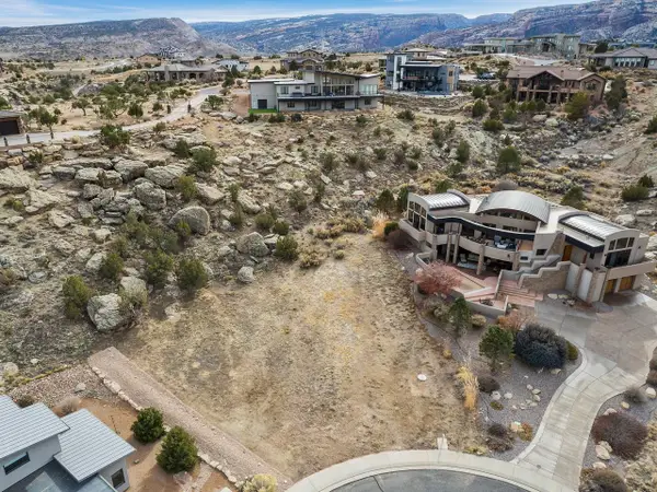 312 Shadow Lake Court, Grand Junction, CO 81507