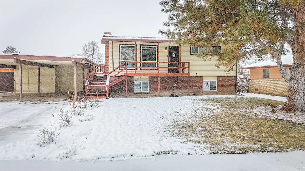 2212 Cambridge Street, Montrose, CO 81401 - Image #1