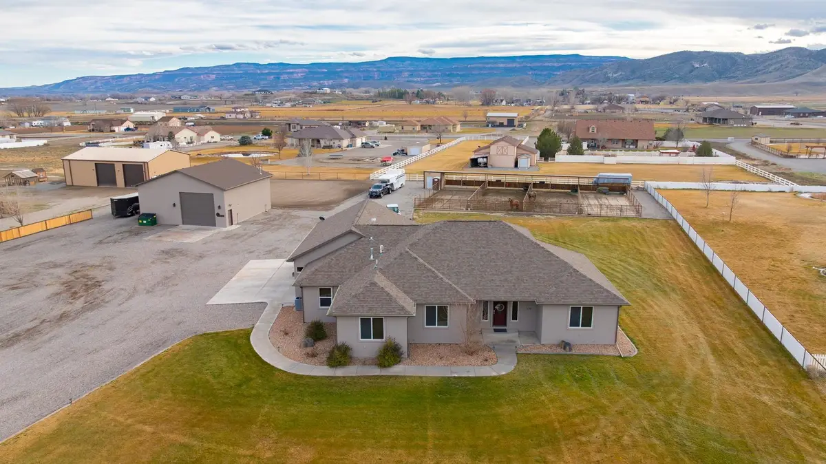 1338 Lutes Crossing Drive, Loma, CO 81524 - #1
