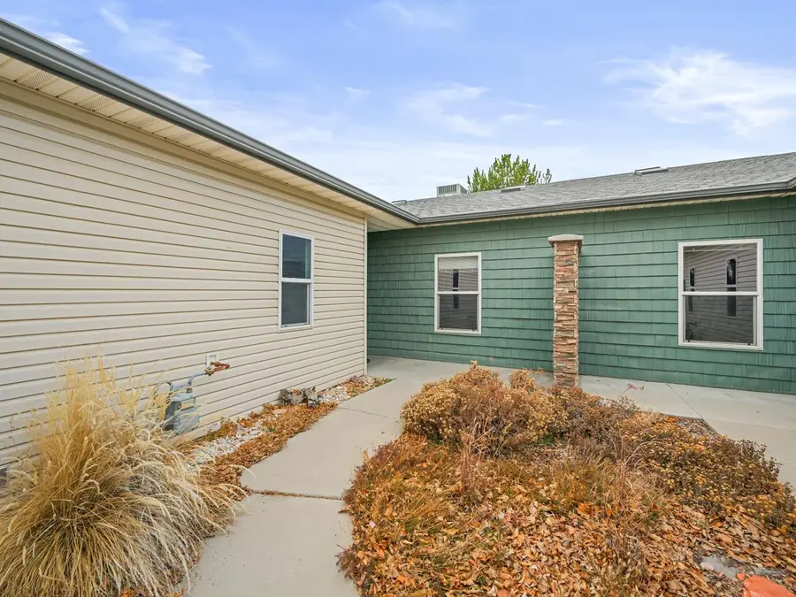 582 Willoughby Street, Grand Junction, CO 81504 - #2