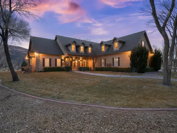 729 Curecanti Circle, Grand Junction, CO 81507