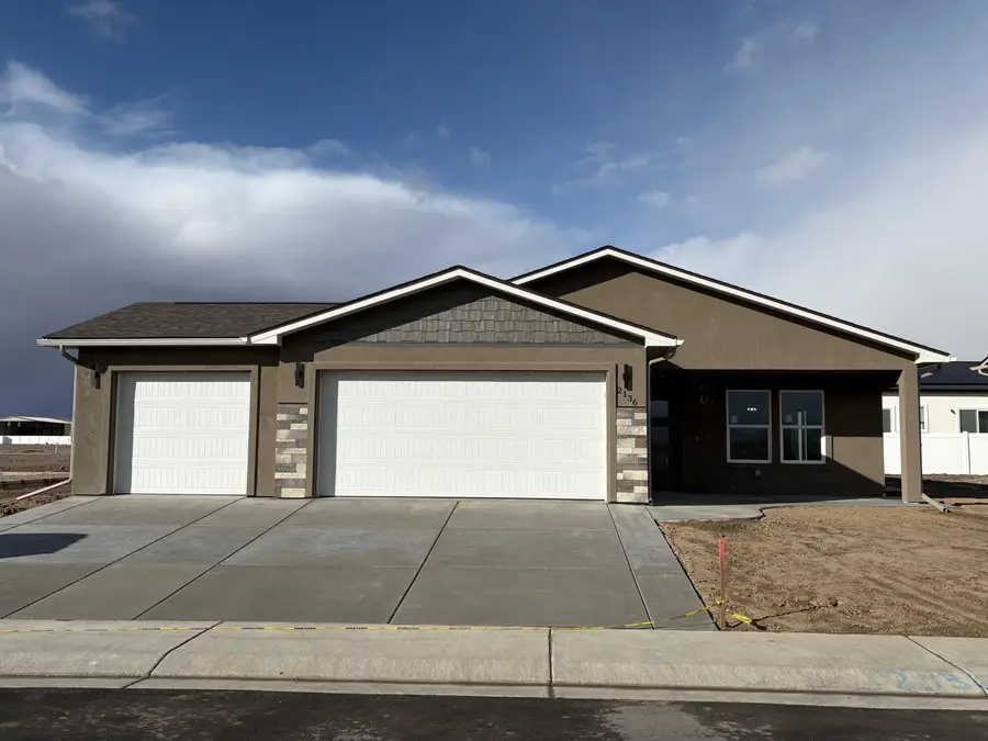 2136 Brookfield Drive, Grand Junction, CO 81505 - #2