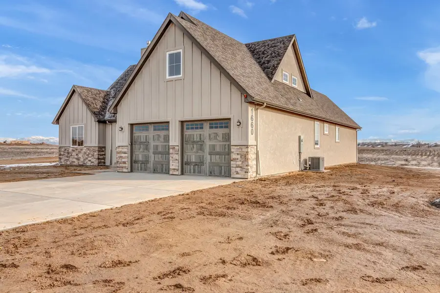 1660 8 Road, Mack, CO 81525 - #2