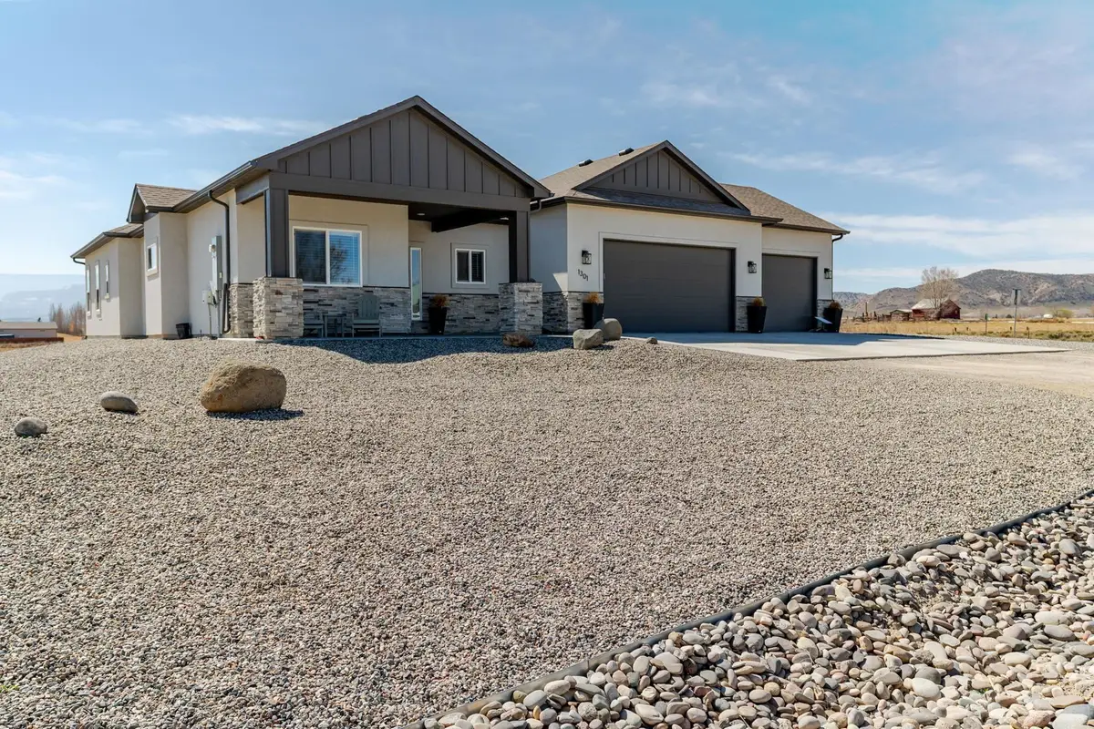 1301 M Road, Loma, CO 81524 - #1