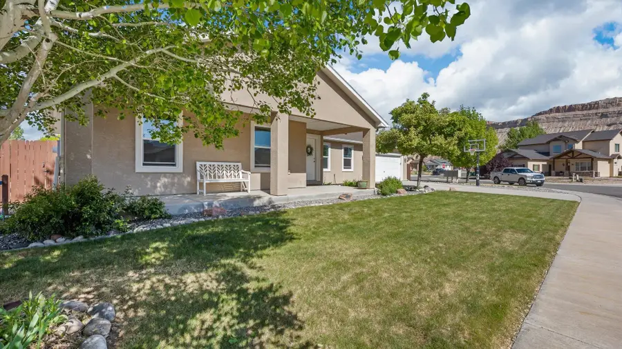 832 Cabernet Drive, Palisade, CO 81526 - #3