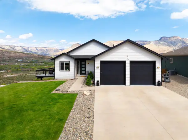 47 Willow View Way, Parachute, CO 81635