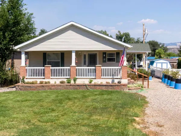 580 Denver Avenue, De Beque, CO 81630