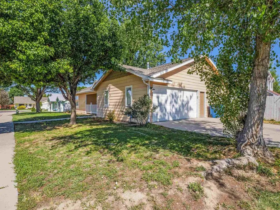 2980 1/2 Redbud Court, Grand Junction, CO 81504 - #2