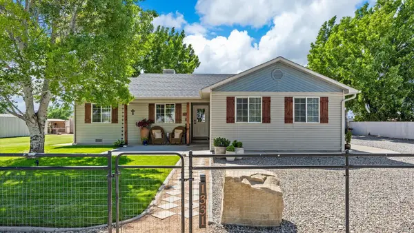 1331 13 3/10 Road, Loma, CO 81524