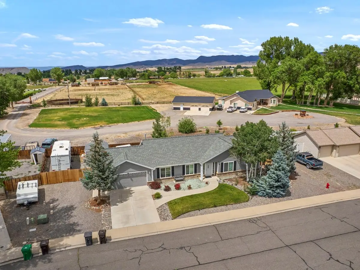 3165 Crows Nest Court, Montrose, CO 81401 - #1