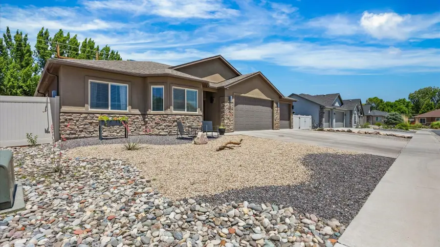 3092 Lawson Avenue, Grand Junction, CO 81504 - #2