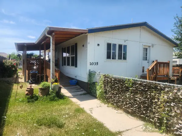 1035 Gilsonite Avenue, Mack, CO 81525