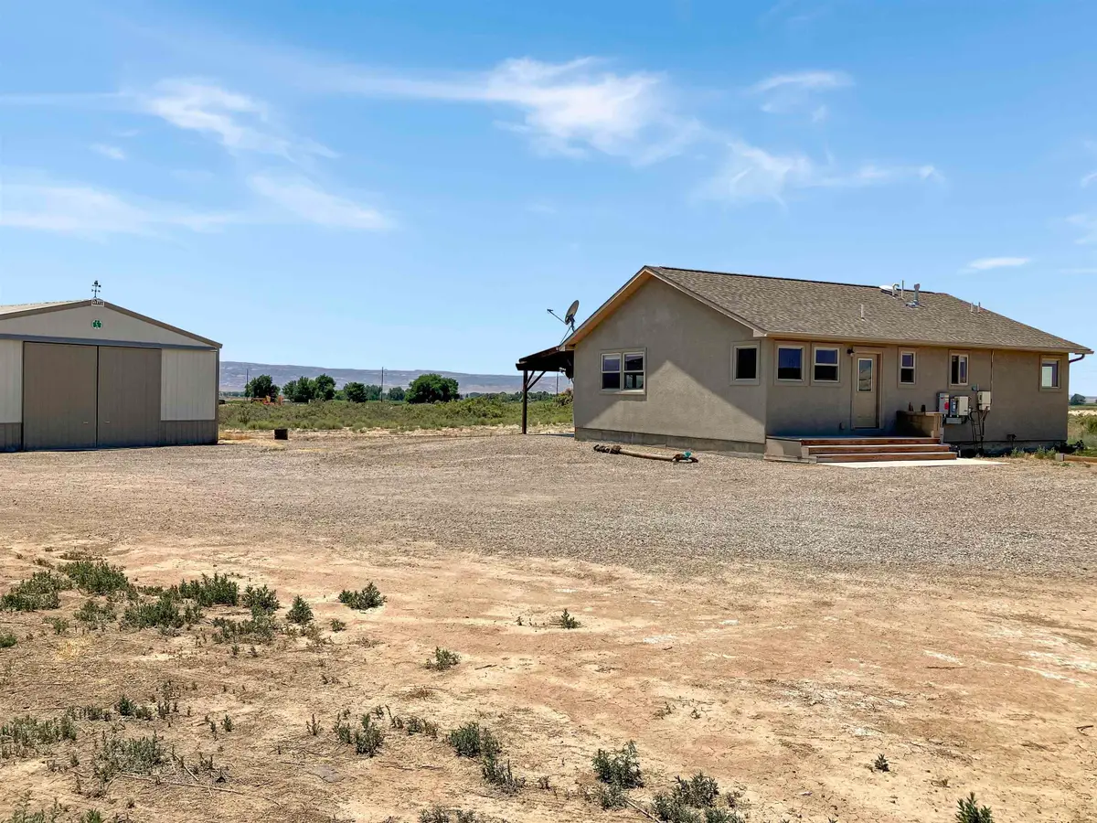 1665 17 Road, Loma, CO 81524 - #1