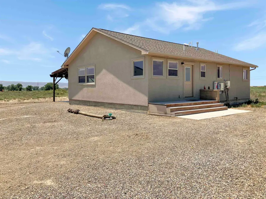 1665 17 Road, Loma, CO 81524 - #2