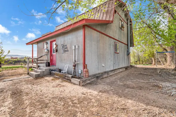 582 1600 Road, Delta, CO 81416