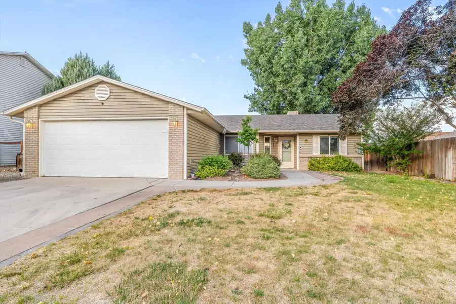 490 Aspen Grove Drive, Clifton, CO 81520 - #2