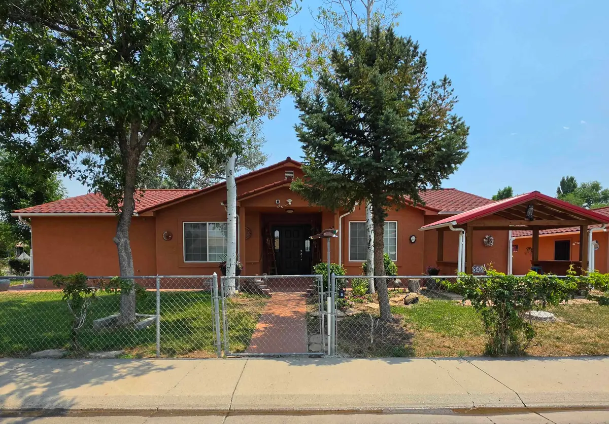 610 E Harrison Avenue, Fruita, CO 81521 - #1