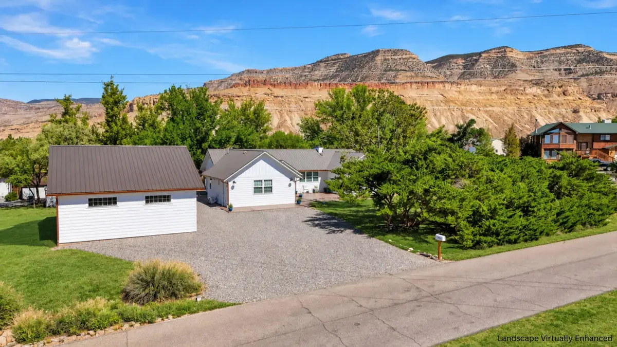 616 Sobre El Rio Dr, Palisade, CO 81526 - #1