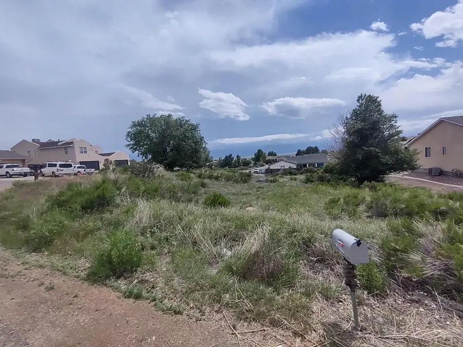 212 W Harmony Dr, Pueblo West, CO 81007 - Image #2