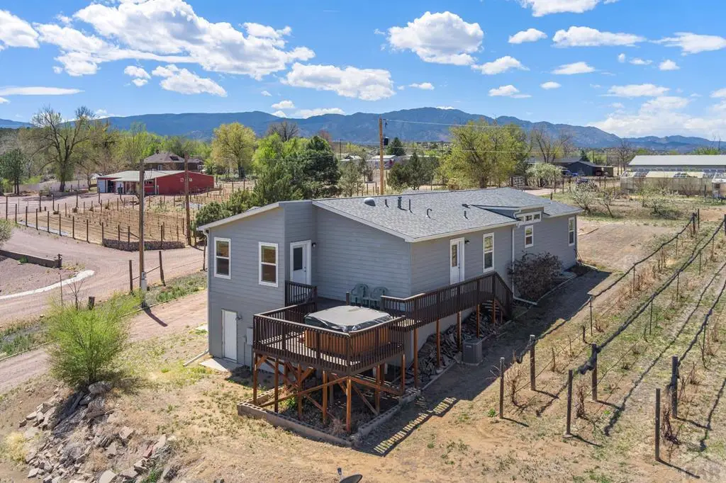 1704 Willow St, Canon City, CO 81212 - #1