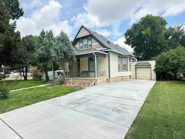 1822 N Greenwood St, Pueblo, CO 81003