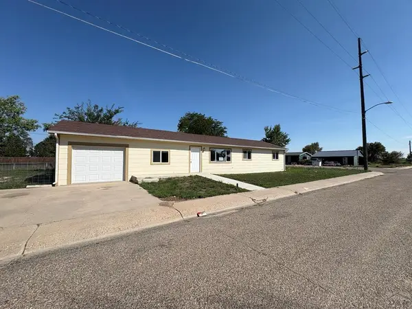 611 4th St, La Junta, CO 81050