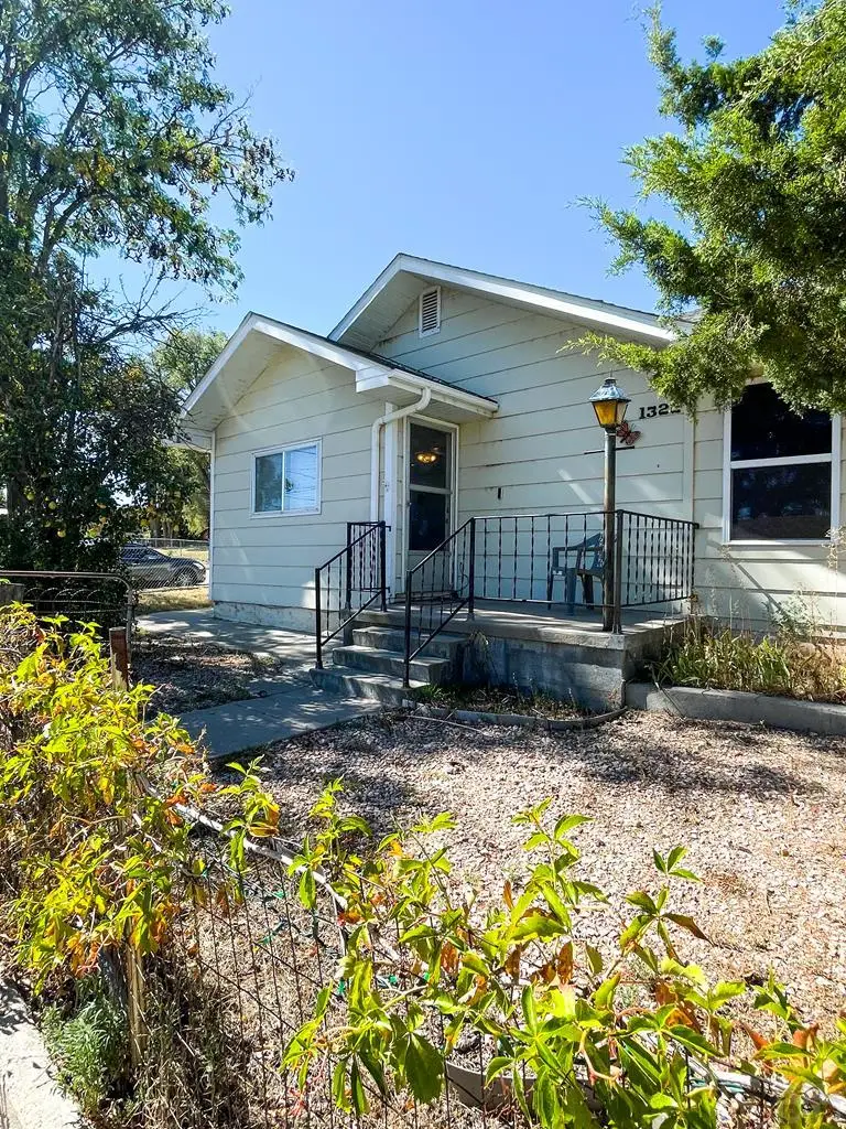 1322 Lincoln Ave, La Junta, CO 81050 - #1