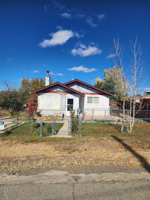 1215 E 7th St, Trinidad, CO 81082