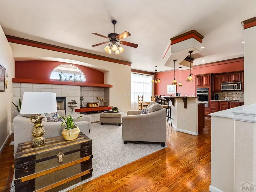 982 W Caliente Dr, Pueblo West, CO 81007 - Image #2