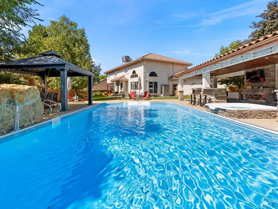 4 San Marino Court, Pueblo, CO 81005 - Image #2