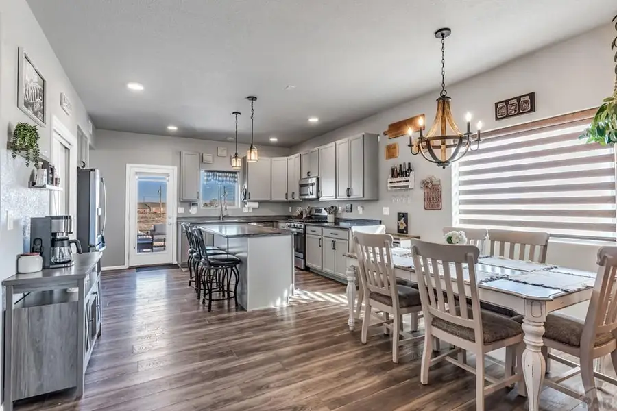 895 E Loma Dr, Pueblo West, CO 81007 - Image #2