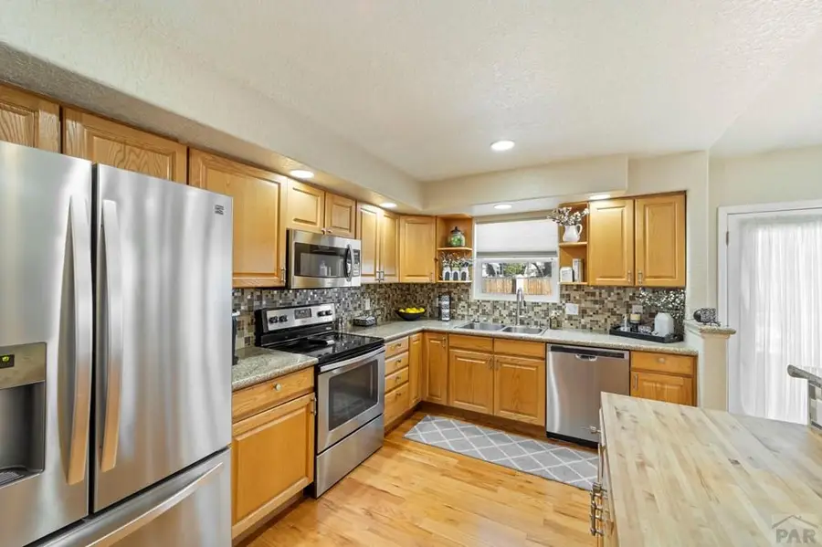 190 S Circle Dr, Pueblo West, CO 81007 - Image #3