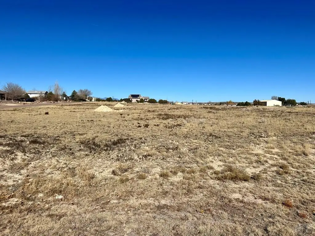 746 W Carrizo Springs Ave, Pueblo, CO 81007 - Image #1