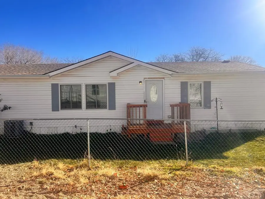 311 E Stewart Dr, Pueblo West, CO 81007 - Image #2