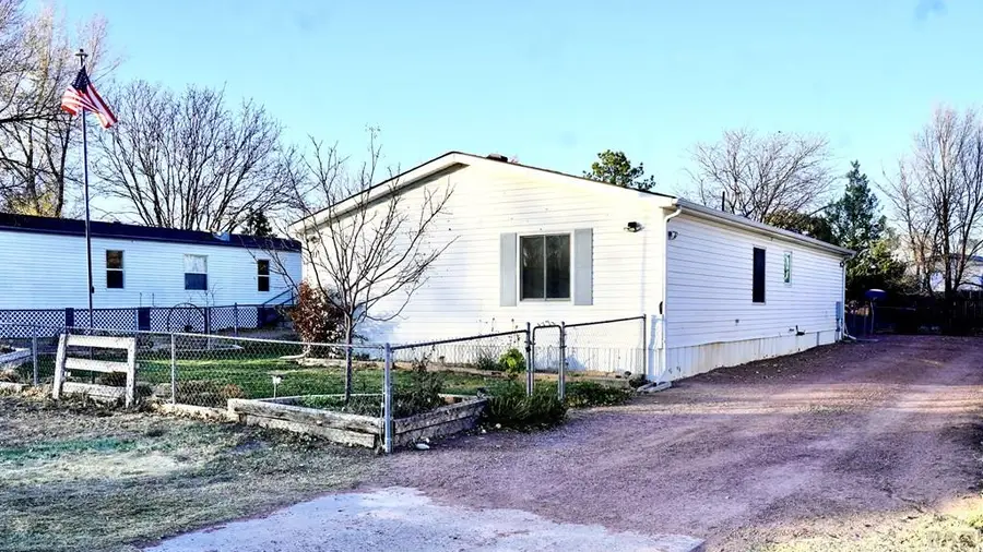 311 E Stewart Dr, Pueblo West, CO 81007 - Image #3