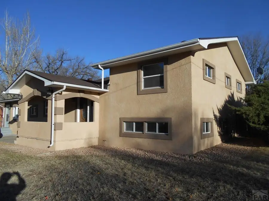 15 Circle Dr, La Junta, CO 81050 - Image #2