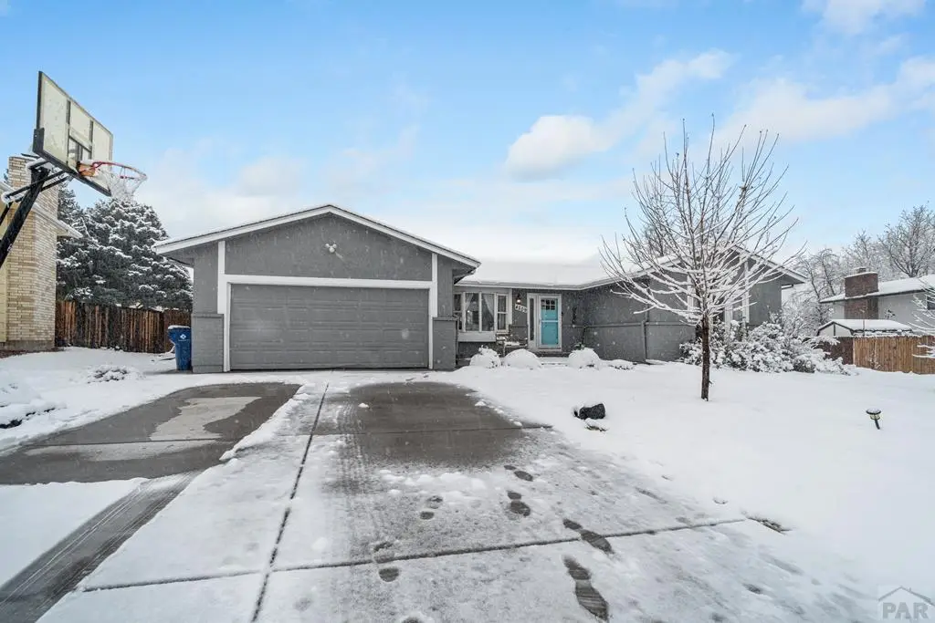 4209 Blueflax Dr, Pueblo, CO 81001 - Image #1