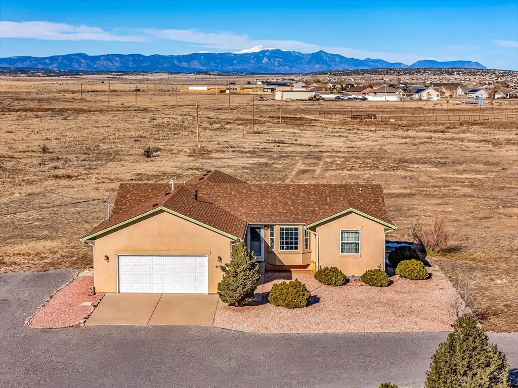 613 E Earl Dr, Pueblo West, CO 81007 - Image #1